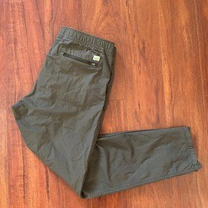 Vuori Ripstop Pants, Dark Oregano Olive Green, Size XL
